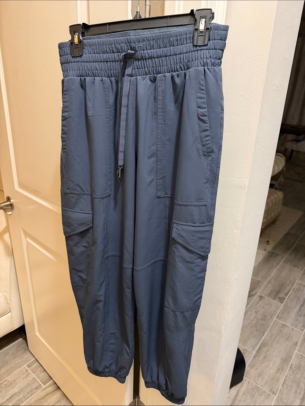 SPANX Women's Slate Blue Cargo Jogger Pants